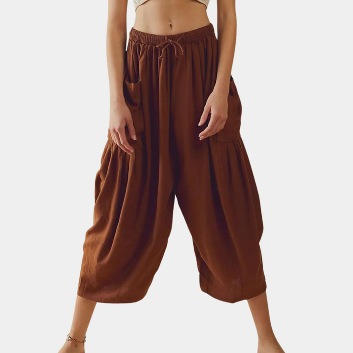 Fashionable and comfortable loose women's trousers for every occasion