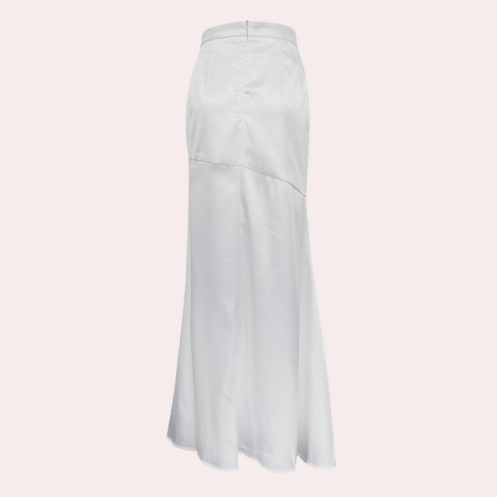 Sensual maxi skirt with fashionable slit for women