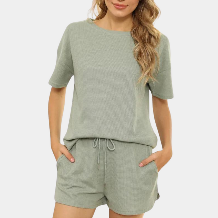Stylish and comfortable women's clothing: the perfect combination of elegance and comfort