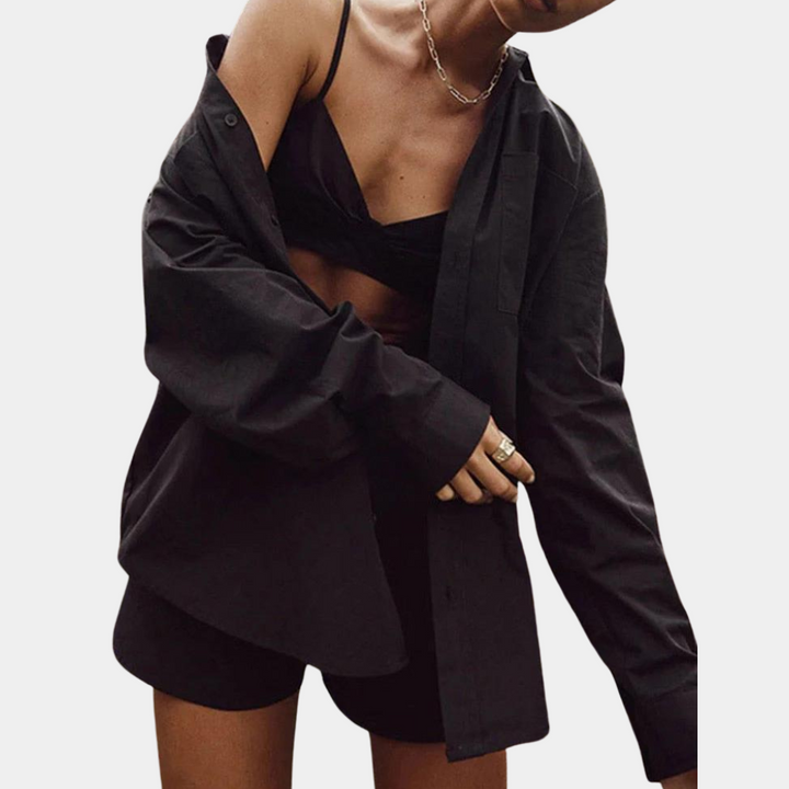 Stylish three-piece women's set for any occasion