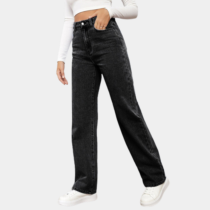 Stylish baggy jeans for women - a combination of comfort and fashionable looks!