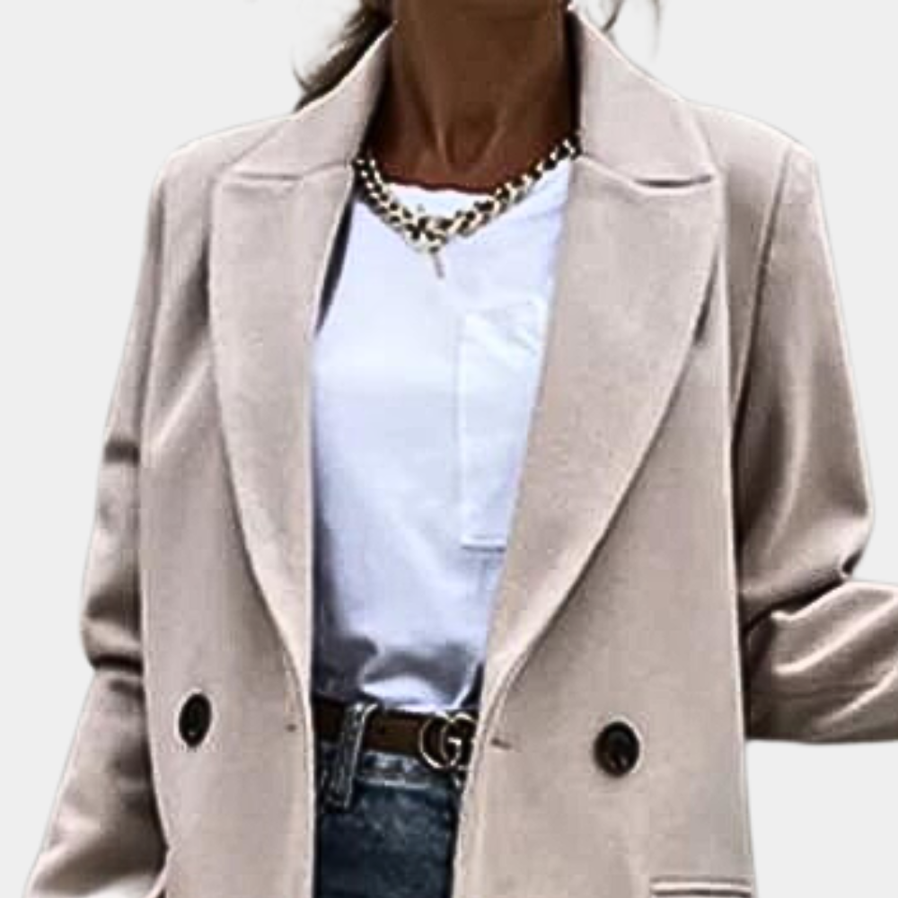 Elegant and comfortable coat for women