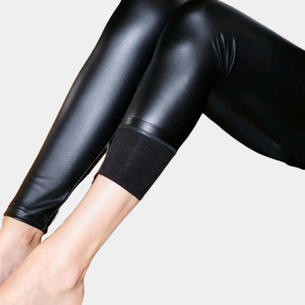 Stylish women's high-waisted trousers for a fashionable and elegant look