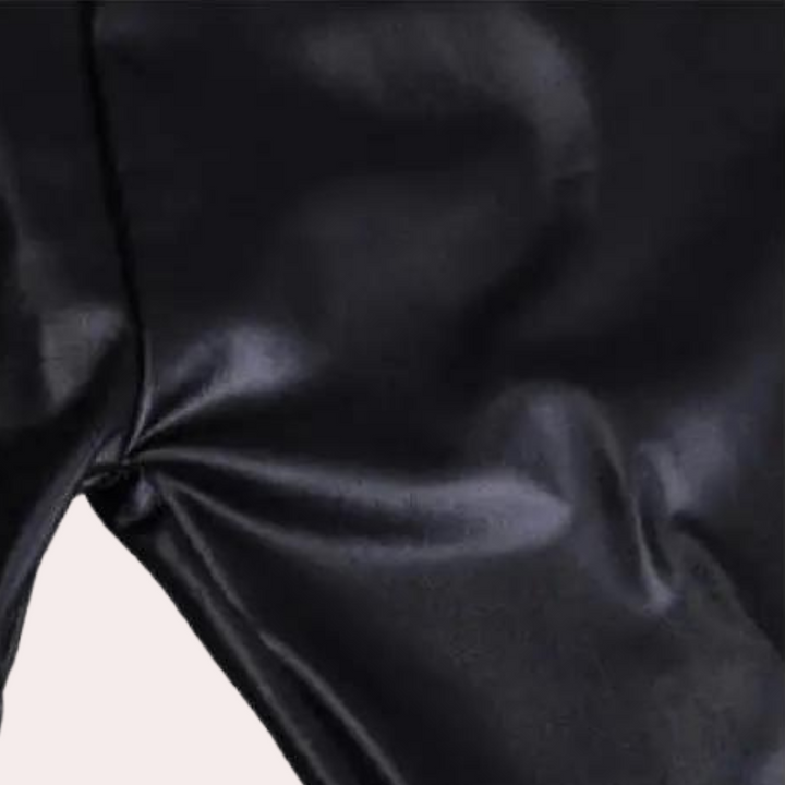 Stylish women's high-waisted trousers for a fashionable and elegant look