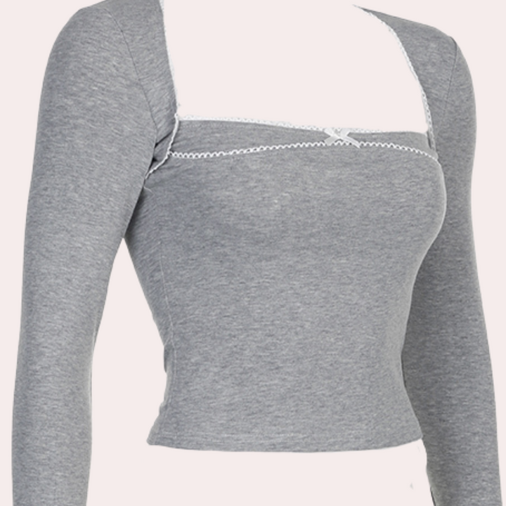 Elegant women's blouses: everyday chic and style