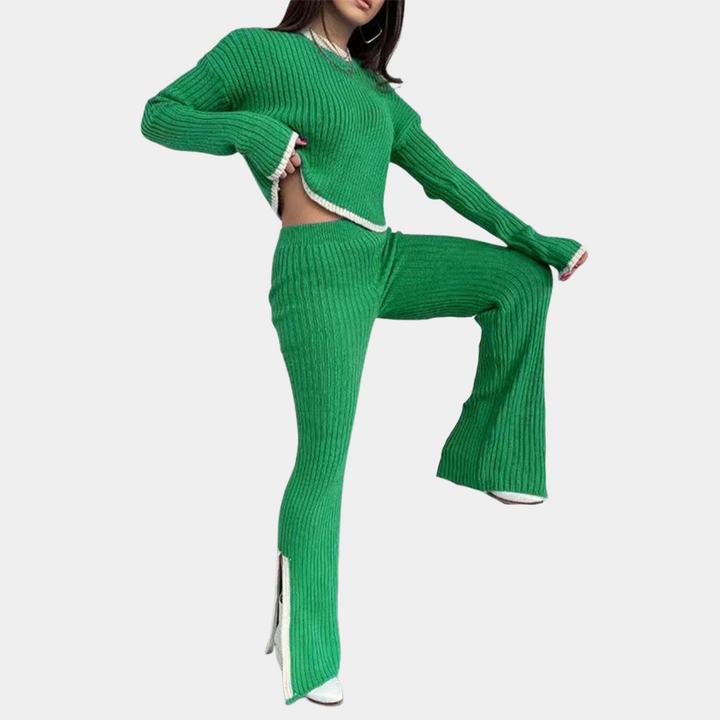 Elegant two-piece knitted set for women - a combination of style and maximum comfort!