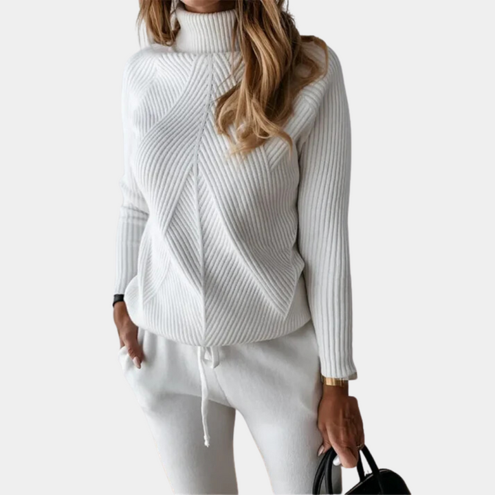 Elegant two-piece knitted set for women