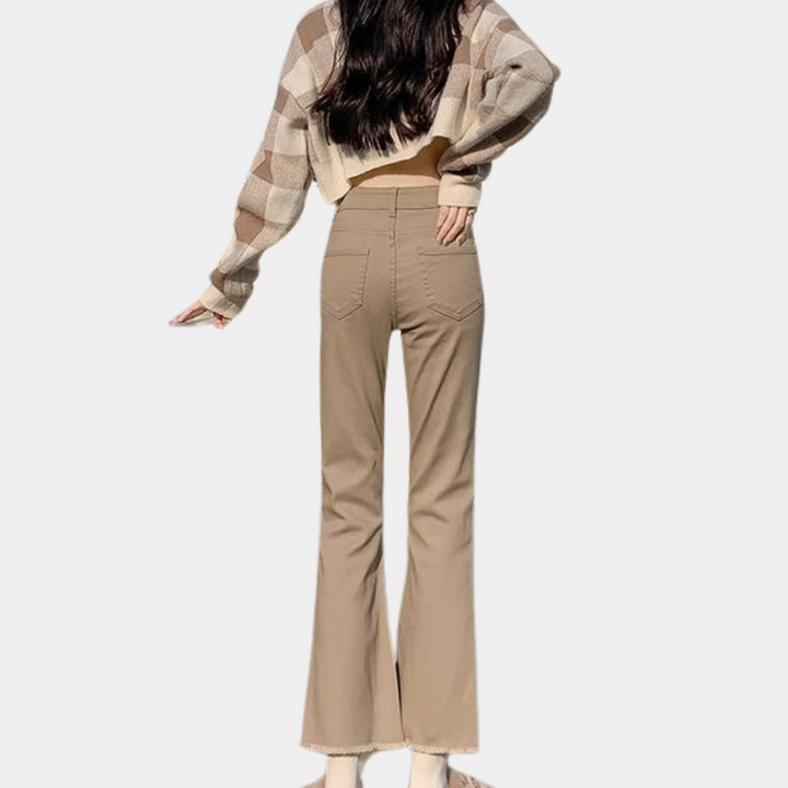 Elegant women's jeans with fashionable flared legs
