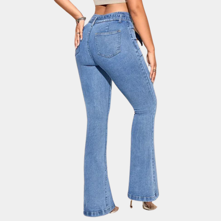 Elegant women's high-waisted jeans with fashionable wide legs