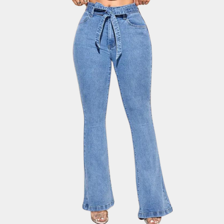 Elegant women's high-waisted jeans with fashionable wide legs