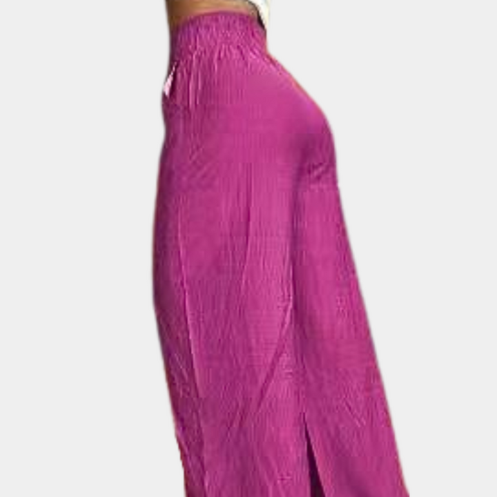 Elegant women's trousers with on-trend wide legs