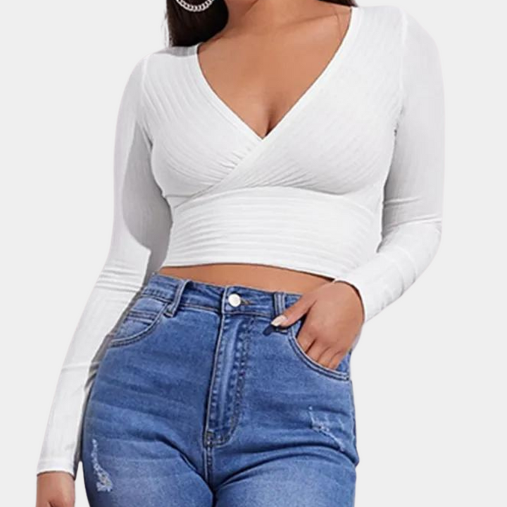 Stylish women's long-sleeved crop top