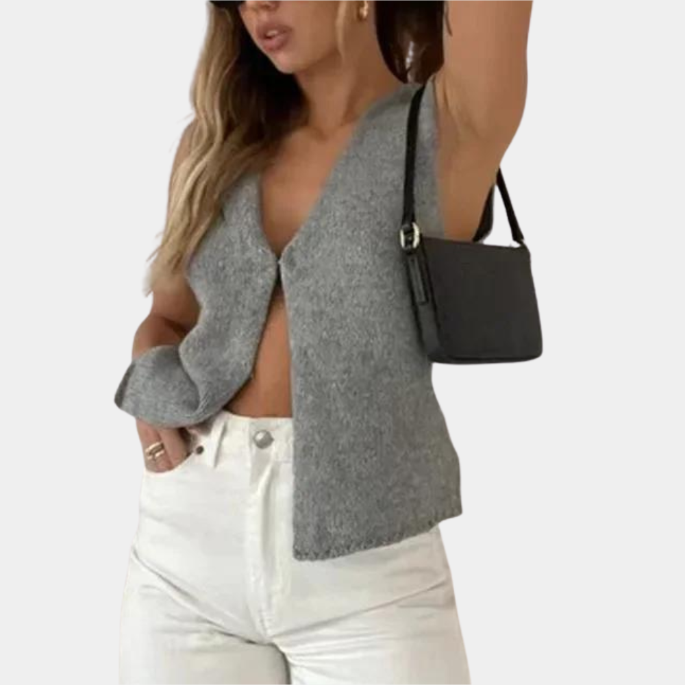 A stylish and elegant blouse perfect for all occasions!