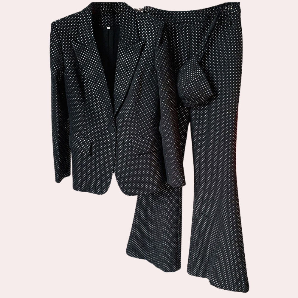 Elegant 3-piece women's set: discover a harmonious combination of style, comfort and sophistication!