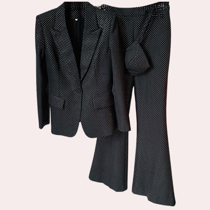 Elegant 3-piece women's set: discover a harmonious combination of style, comfort and sophistication!