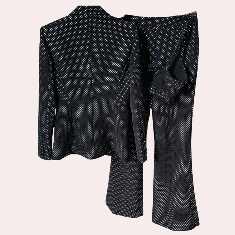 Elegant 3-piece women's set: discover a harmonious combination of style, comfort and sophistication!