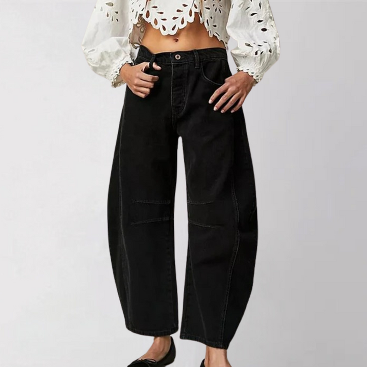 Stylish oversize jeans for women