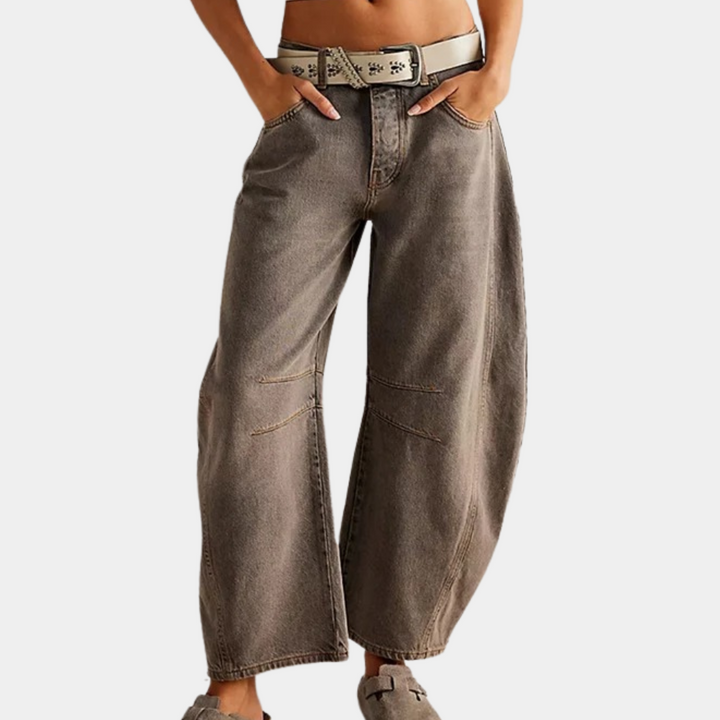 Stylish oversize jeans for women