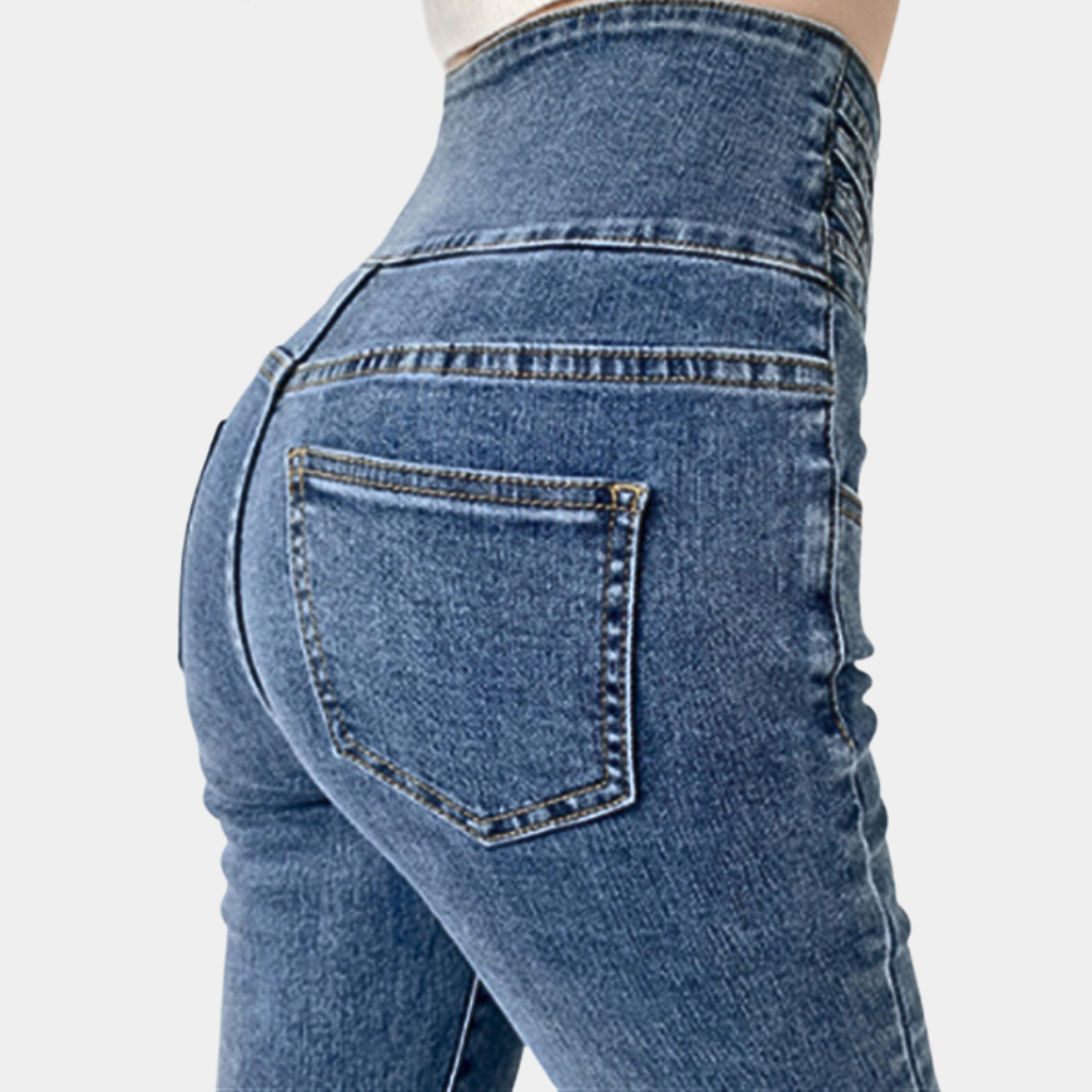 Elegant women's jeans with fashionable high rise