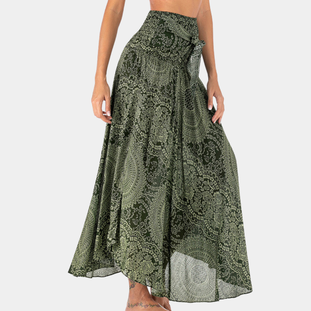 Elegant maxi skirt in bohemian style for women