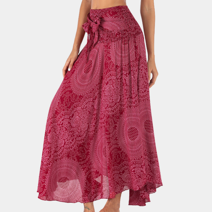 Elegant maxi skirt in bohemian style for women