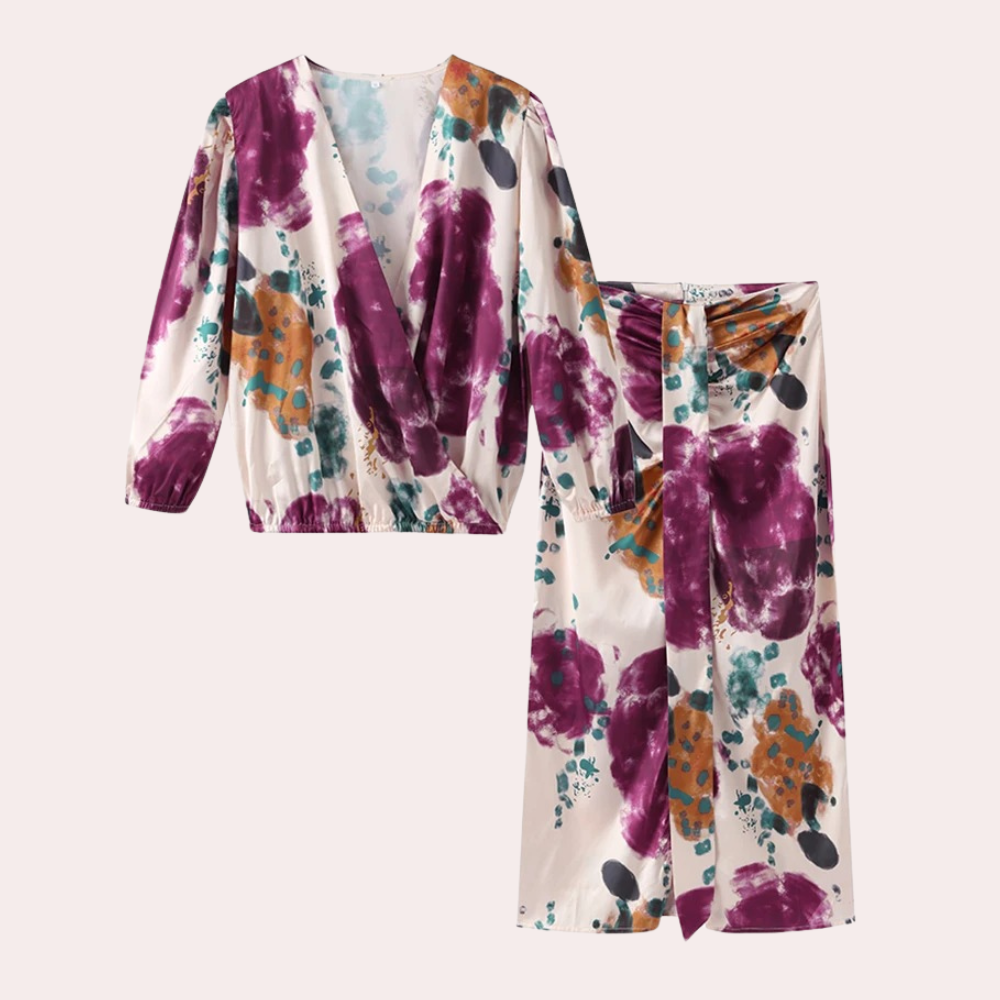 Elegant women's 2-piece set, perfect for any occasion