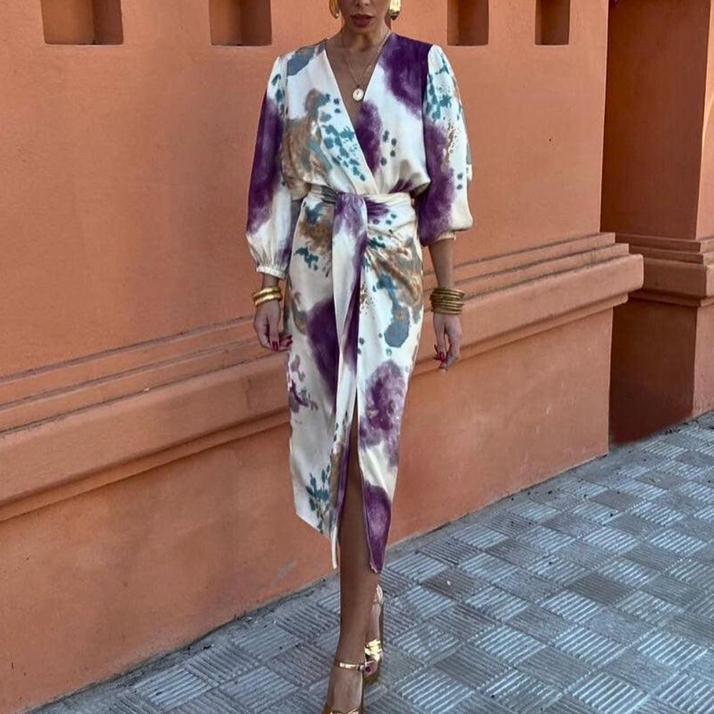 Elegant women's 2-piece set, perfect for any occasion