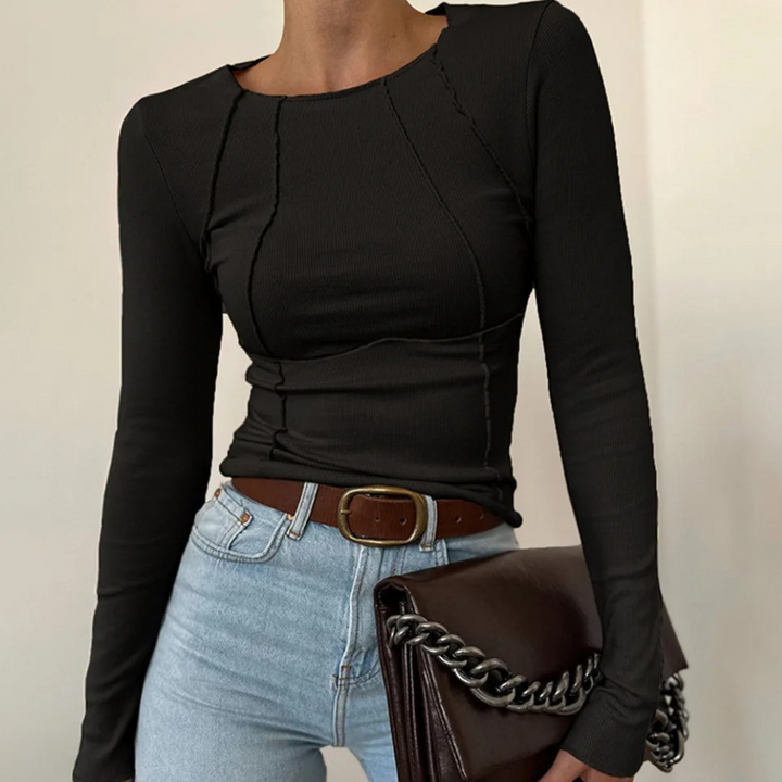 Stylish women's long sleeve blouse - the perfect choice for all occasions!