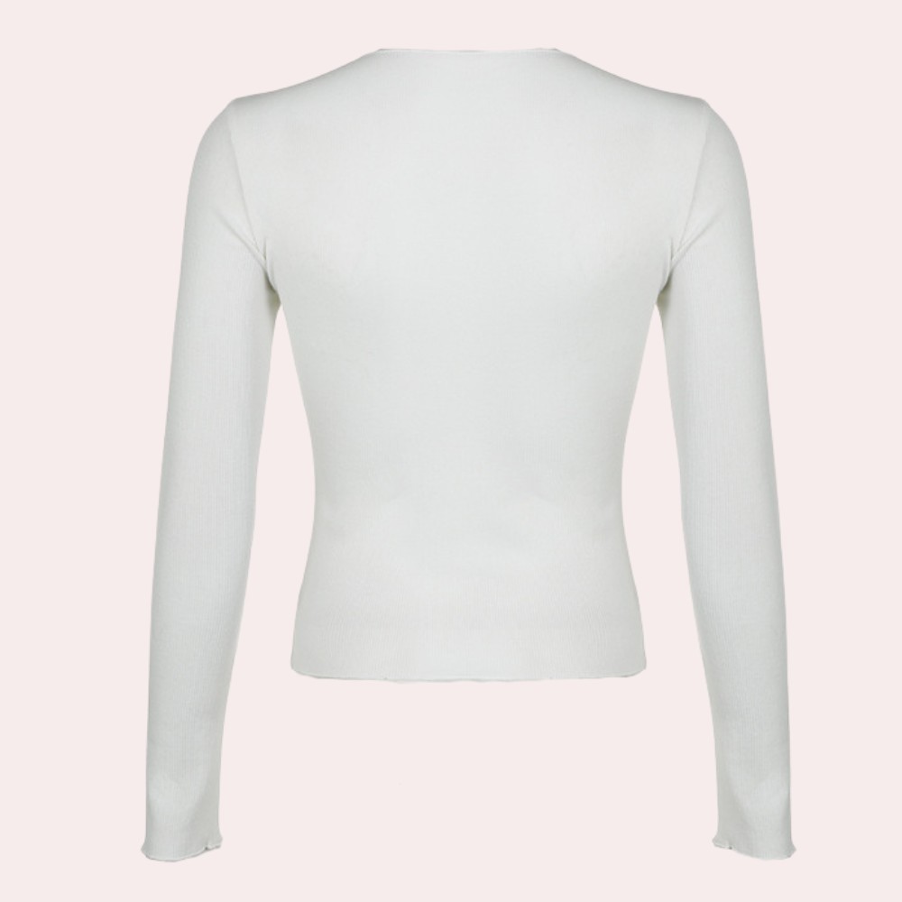 Stylish women's long sleeve blouse - the perfect choice for all occasions!
