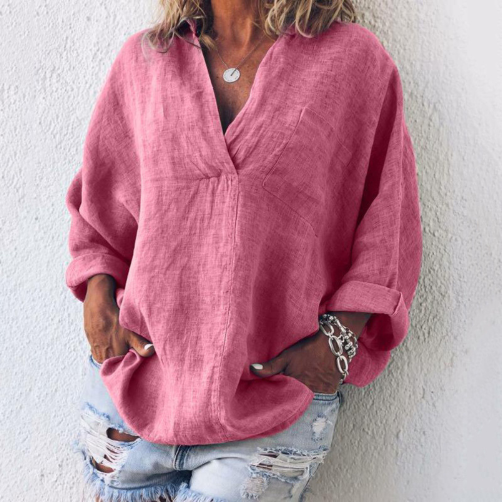 Stylish and luxurious women's Brenda blouse in oversize - the perfect choice for any elegant woman!