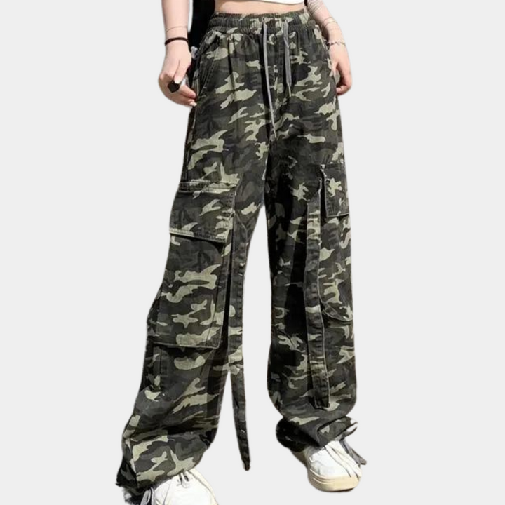 Stylish women's Elera high-waisted trousers in a fashionable camouflage pattern