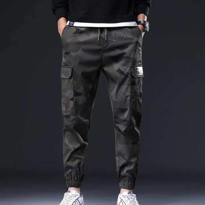 Emiliano - Men's camouflage trousers: the perfect fusion of style and practicality!