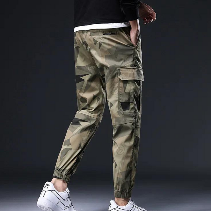 Emiliano - Men's camouflage trousers: the perfect fusion of style and practicality!