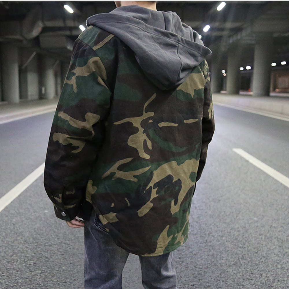 Men's Urban Camo Ethane Sweatshirt - Get unique style and comfort with a versatile twist!