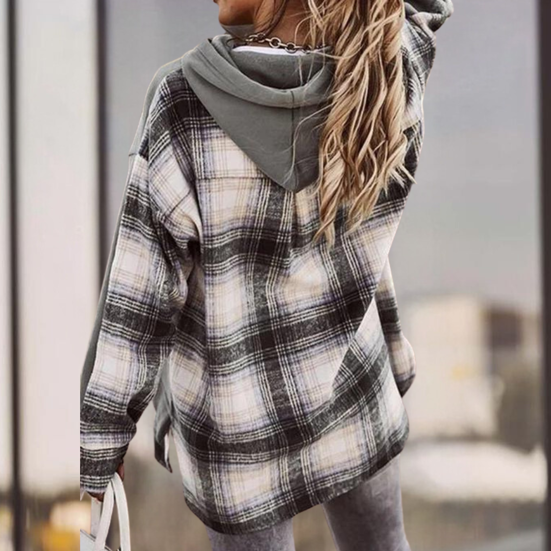 Elegant long-sleeved jumper in a stylish patchwork pattern - April