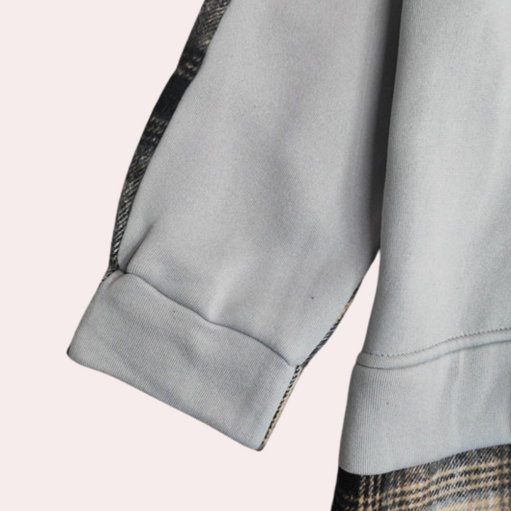 Elegant long-sleeved jumper in a stylish patchwork pattern - April
