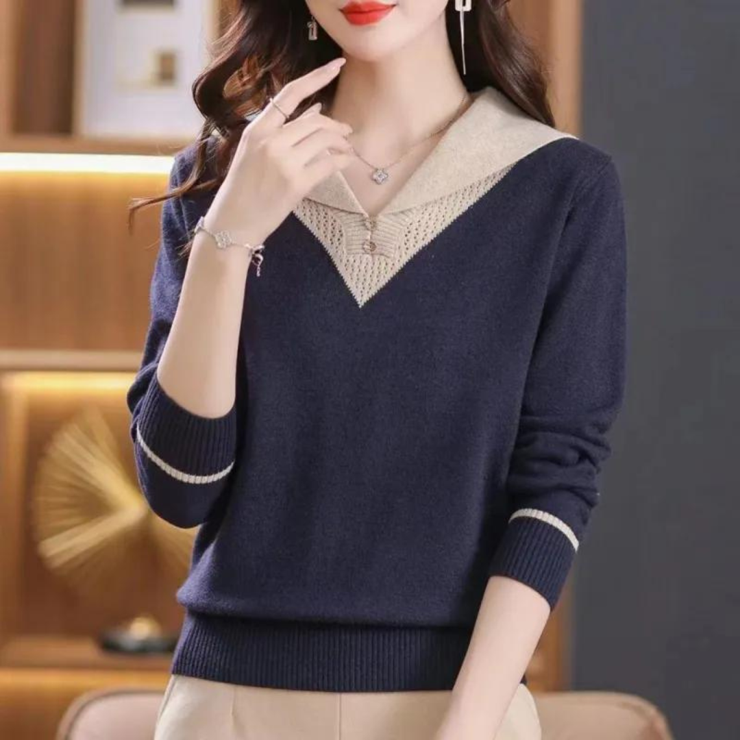 Elegant women's jumper with a v-neck and stylish patchwork pattern