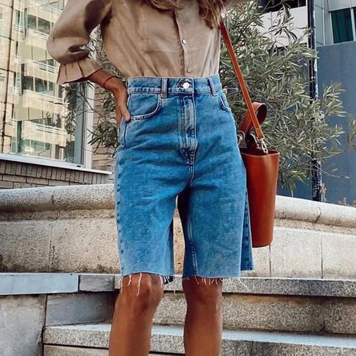 Stylish Dora high-waisted shorts for women