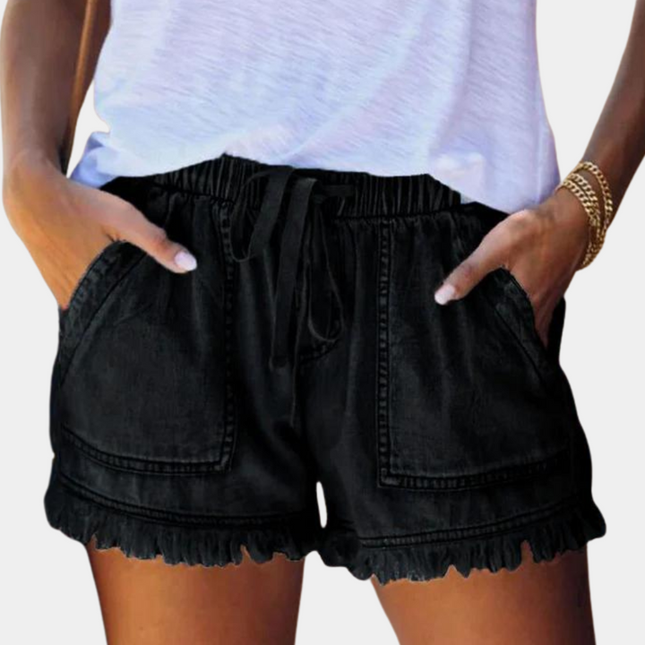 Delfine - Stylish women's shorts with practical side pockets for effortless elegance