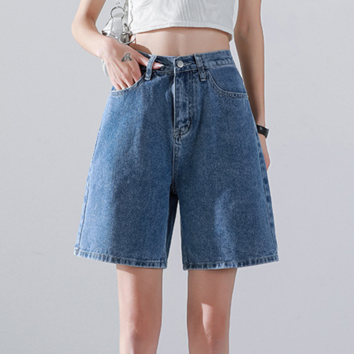 Stylish and comfortable Liesel denim shorts for women