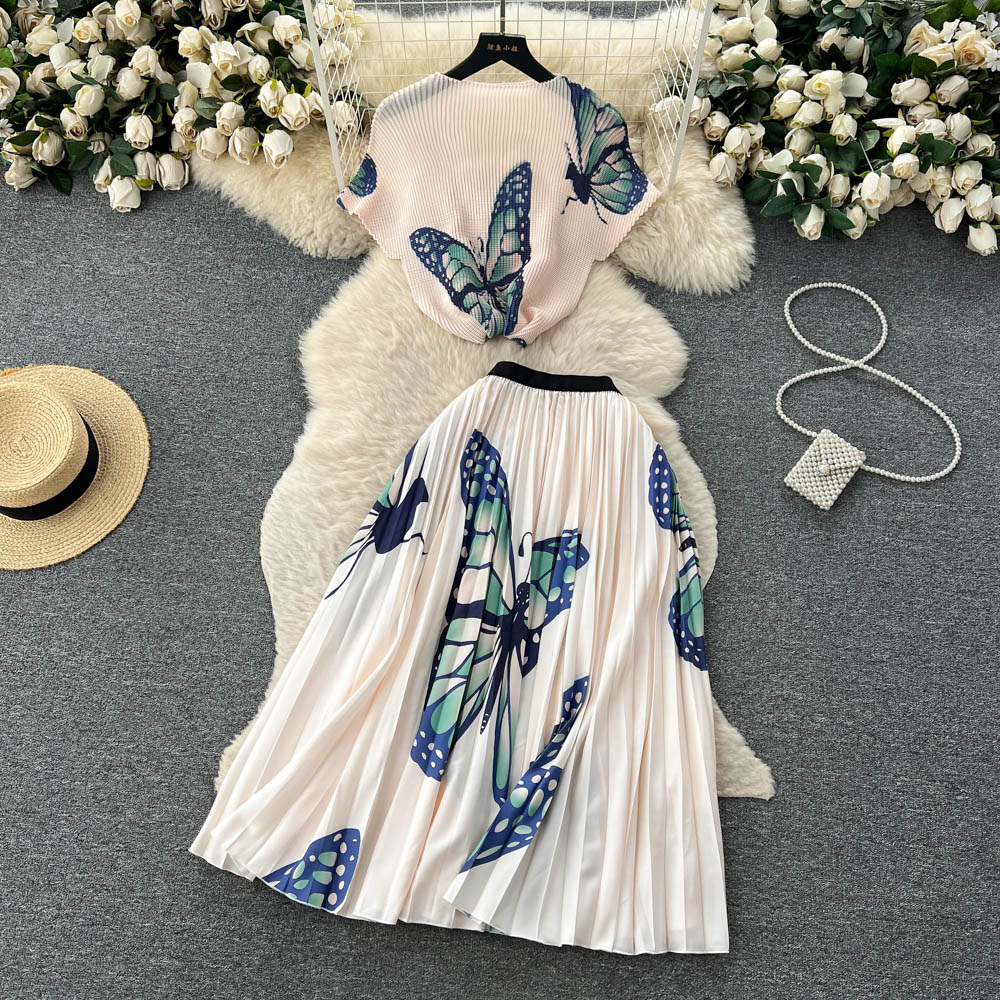 Wynne - Stylish two-piece women's set, created for an elegant and sophisticated look