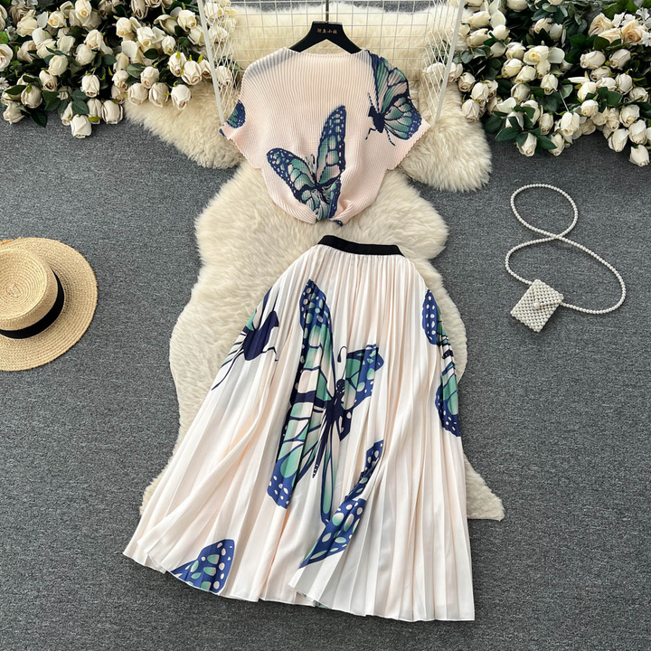 Wynne - Stylish two-piece women's set, created for an elegant and sophisticated look