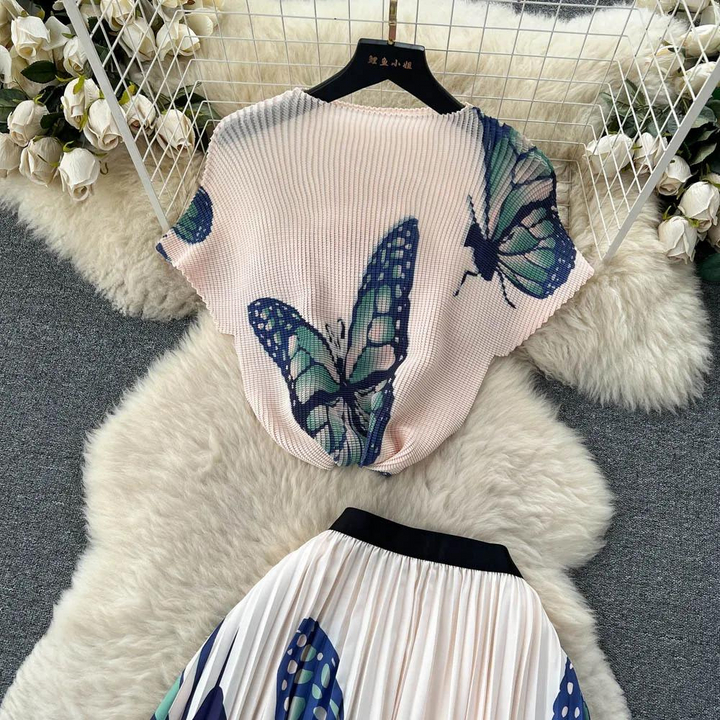 Wynne - Stylish two-piece women's set, created for an elegant and sophisticated look