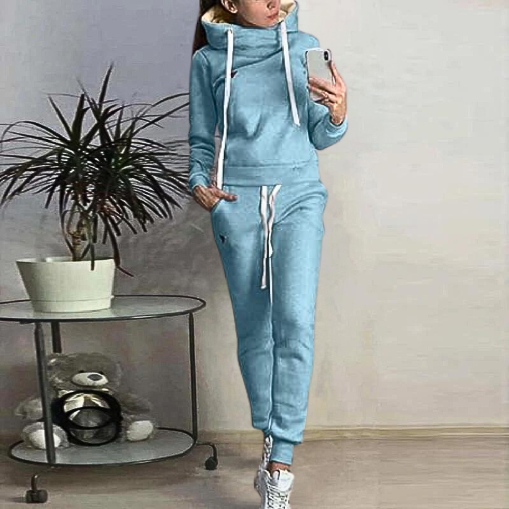 Zita - Elegant sportswear set for women