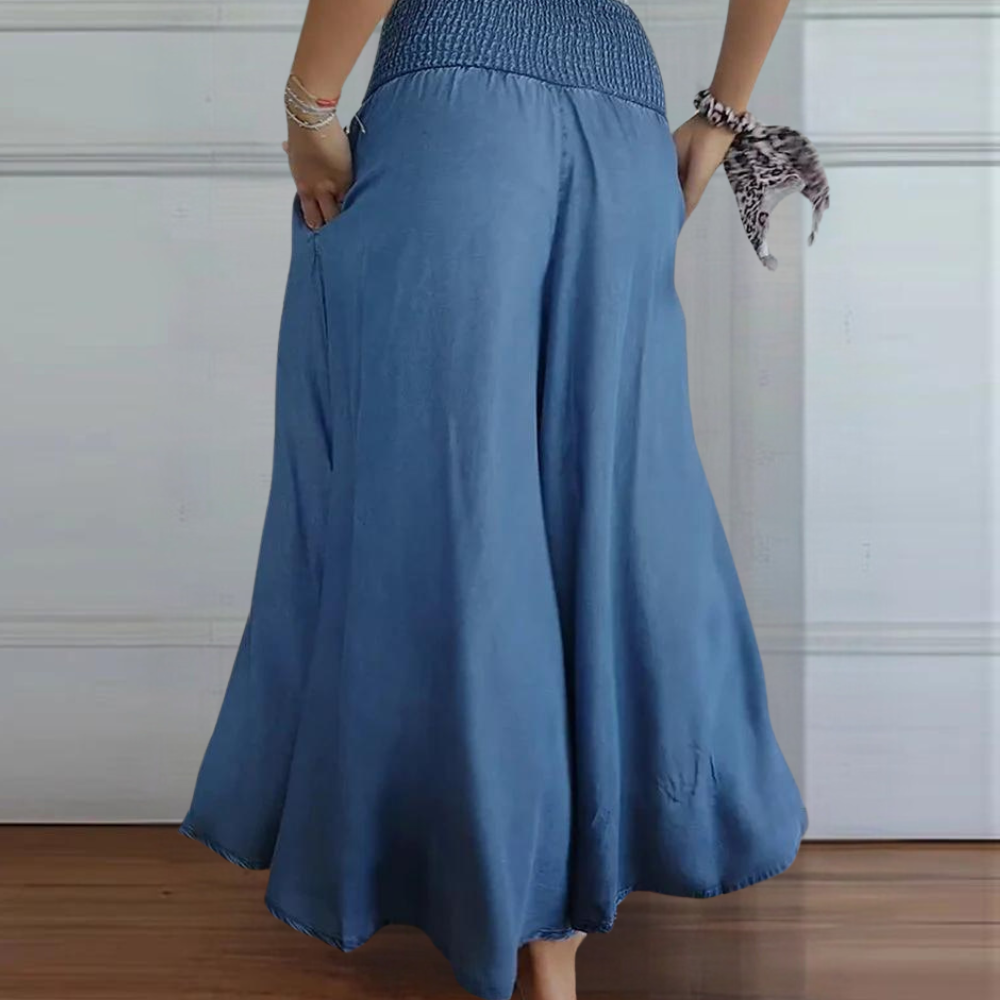 Perla - Elegant women's trousers perfect for any occasion