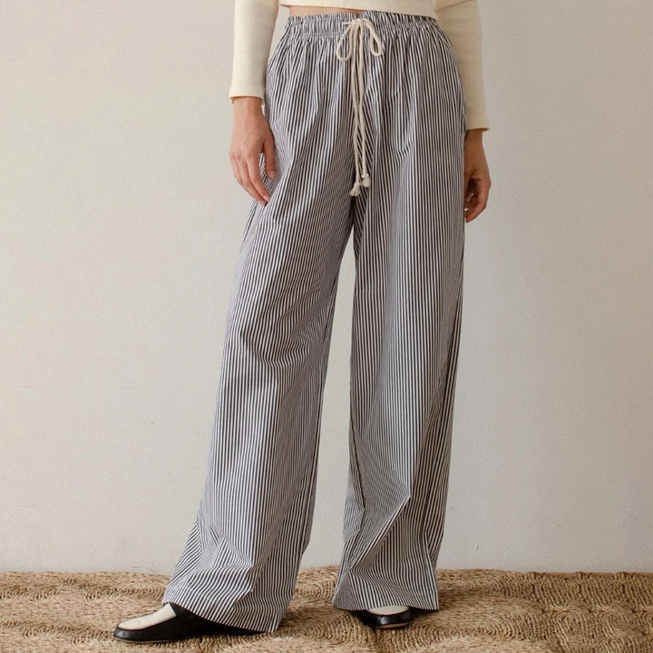 Lyra - Stylish women's trousers for an elegant and sophisticated look