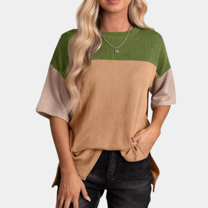 The stylish Vanna T-shirt - the perfect combination of comfort and fashion!