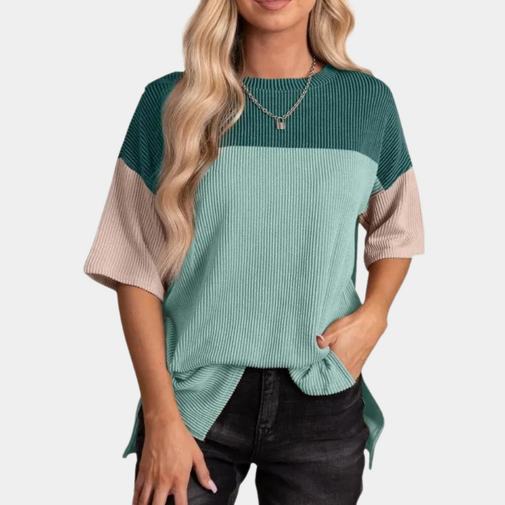 The stylish Vanna T-shirt - the perfect combination of comfort and fashion!