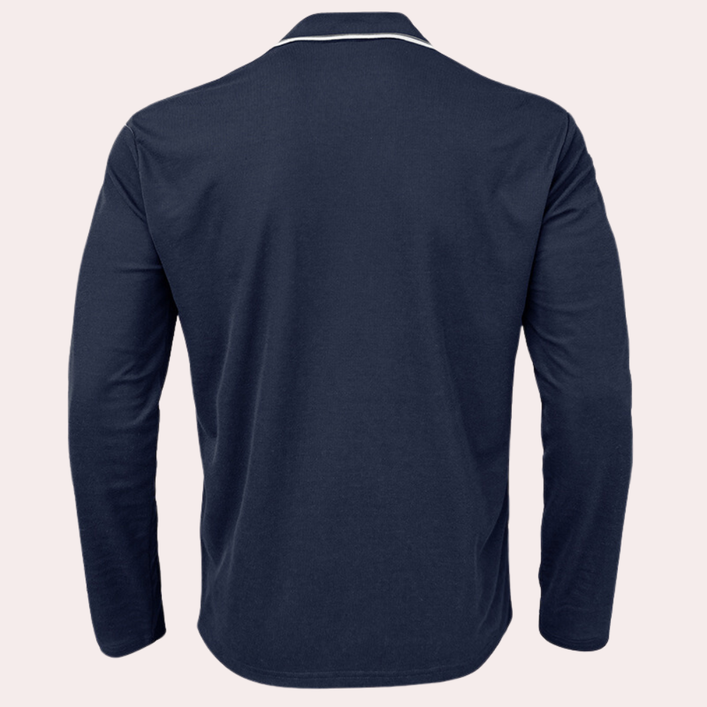 Elegant men's T-shirt with pointed neckline: comfort and style from Cipactli