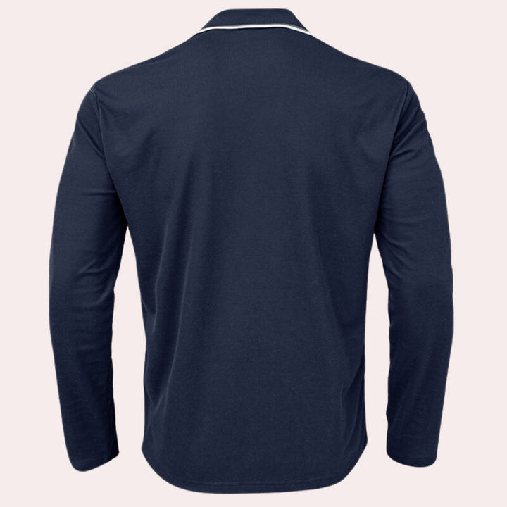 Elegant men's T-shirt with pointed neckline: comfort and style from Cipactli